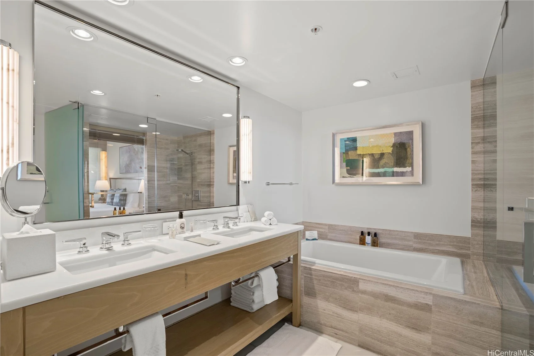 RITZ　凛月35点 The Ritz-Carlton Residences Waikiki Beach E2205